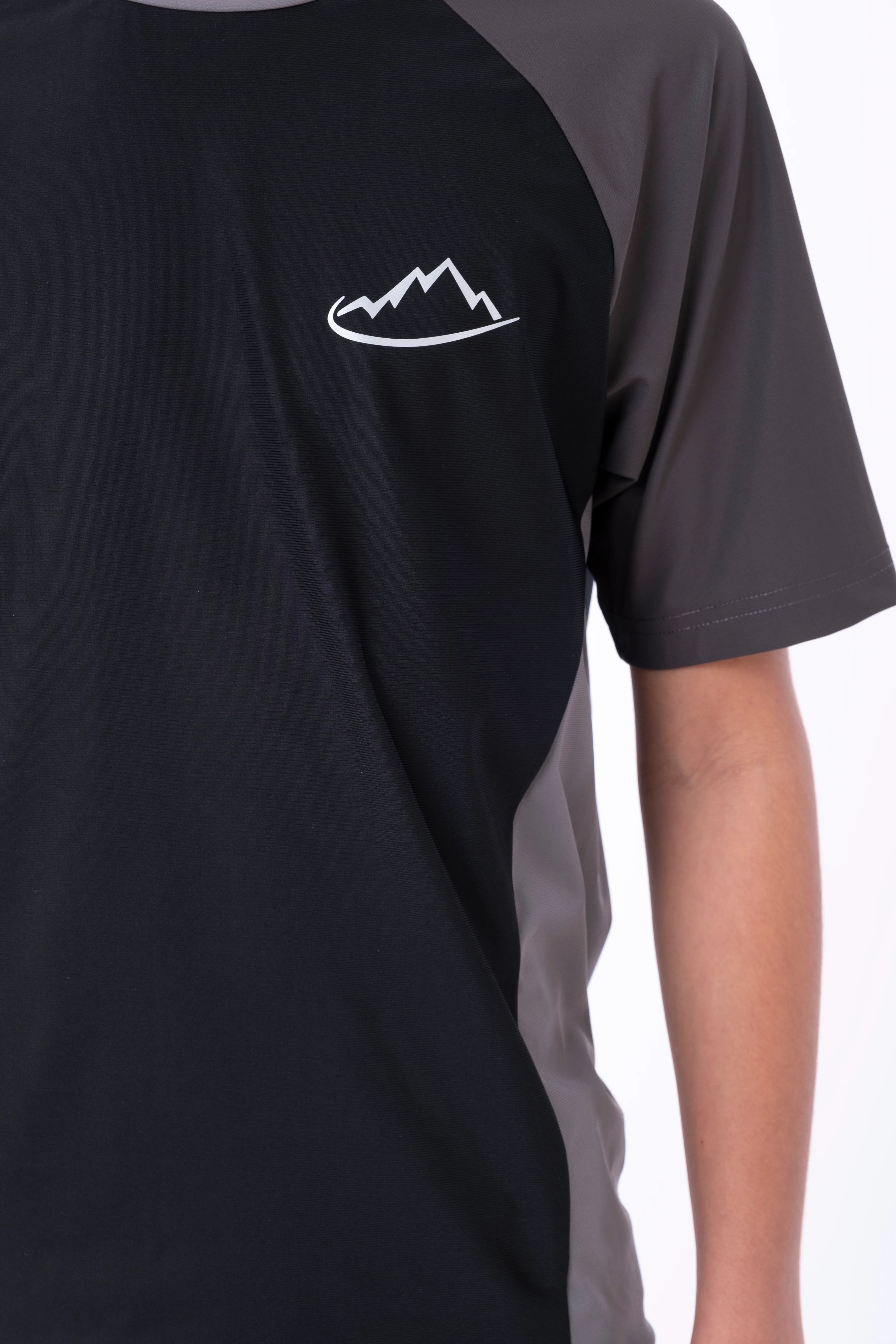 Junior Black / Grey Division T-Shirt - Image 3